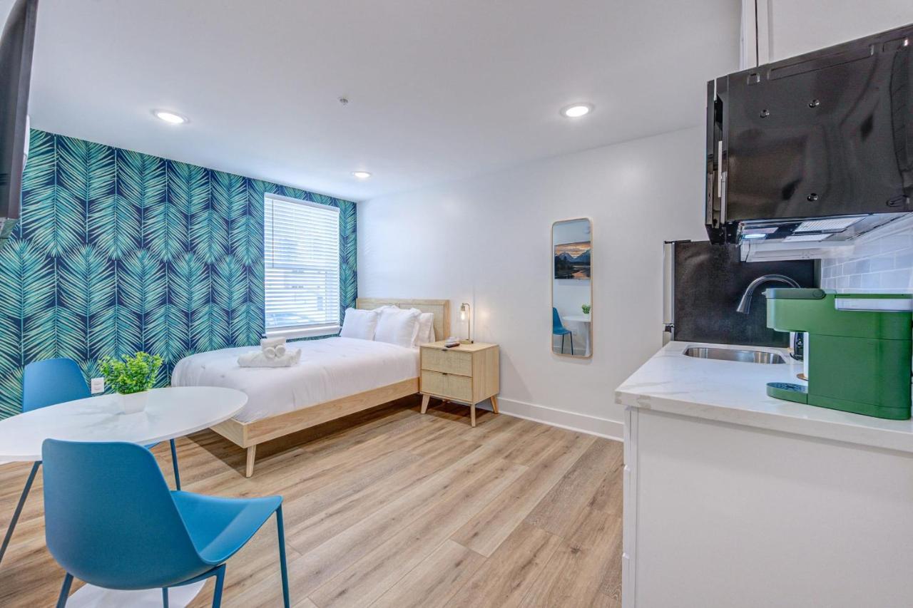 Roaring Tigers Studio Apartment Galveston Exterior photo